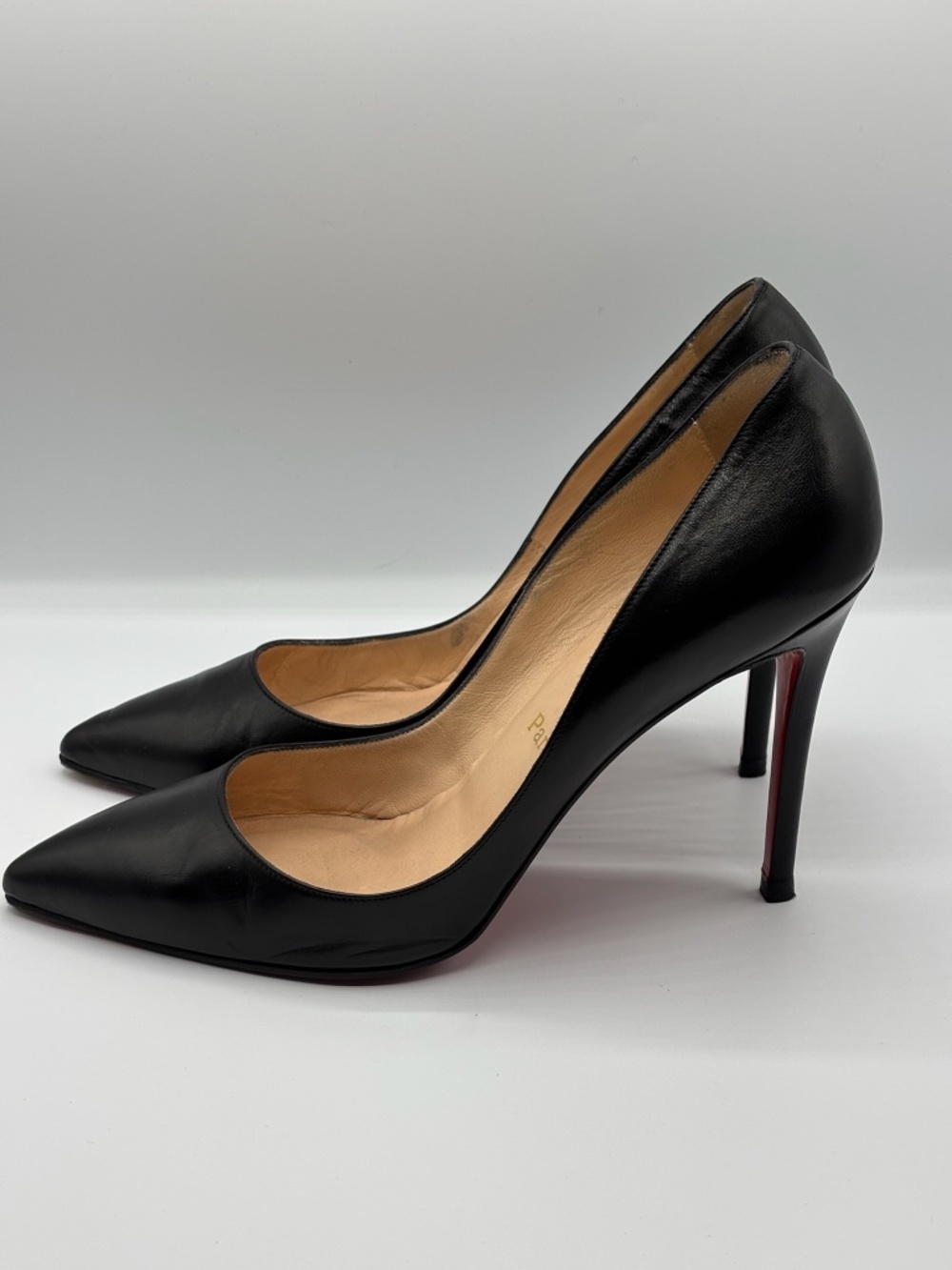 Christian Louboutin Black Leather Pointed-toe Pumpers